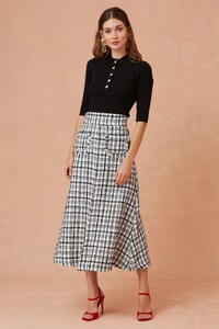 302001045_heart_to_love_knit_top_001-black_302001047_abundance_skirt_052-porcelain_tweed_nh_3091_1024x1024.thumb.jpg.9d00ac523b7bad71aeb39691f2b2ea1d.jpg