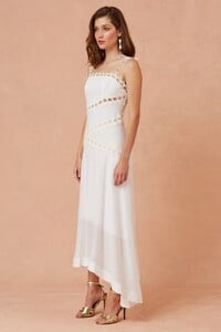 302001103_new_look_midi_dress_101-porcelain_g_1155_1024x1024.thumb.jpg.2ed81253fe843adaef966bd8e2fc7e61.jpg