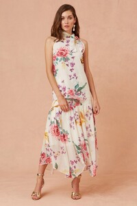 302001115-1_about_us_top_105-creme_botanic_floral_302001120-1_about_us_midi_skirt_105-creme_botanic_floral_sh_0290_1_1024x1024.thumb.jpg.7286d6916af3226ab373c1f1bd13f671.jpg