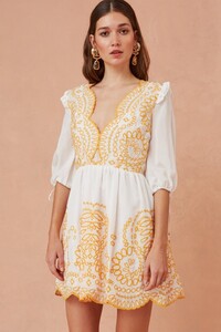 302001128_without_me_mini_dress_992-porcelain_w_orange_g_2560-edit_1024x1024.thumb.jpg.ca1d81a2b743aeaf8b85b9c7d6a931fe.jpg