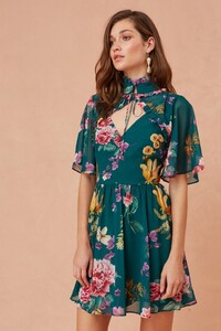 302001137-1_about_us_mini_dress_442-jade_botanic_floral_sh_1551_1024x1024.thumb.jpg.e730218adcb86a25c9367446220120bd.jpg