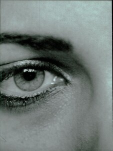 ARCHIVIO - Vogue Italia (February 2006) - Olivia Magnani - 001.jpg