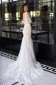 Cytherea Gown by RISH _ Ray of Light Collection 2020 (2).jpg