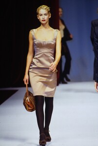 350310557_dolce-gabbana-fall1996(7).thumb.jpg.037b479fed5a5e3e13bcf3c5097c82c5.jpg