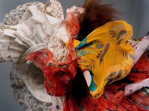 V#28 - Bloom - 006.jpg
