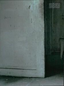 ARCHIVIO - Vogue Italia (October 2007) - A Matter Of Grey - 013.jpg