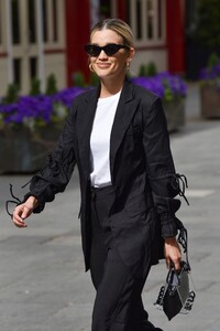         rob150520BZNimage117.jpg