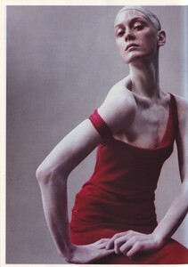 Vogue Italia (March 1999, Couture Supplement) - Couture - 017.jpg