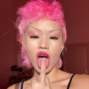385770328_chinqpink15889674702304748641170072953_1929720278.thumb.jpg.3d45be8cca18c5a0d624f966127b1437.jpg