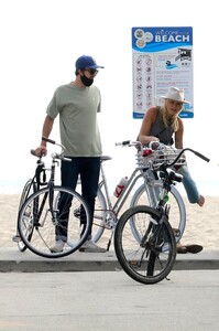         mal130520BZNimage122.jpg