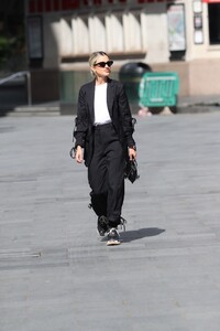        rob150520BZNimage109.jpg