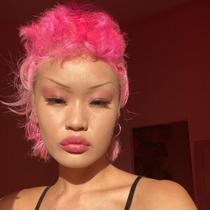 467091168_chinqpink15889674702304748641136484765_1929720278.thumb.jpg.4a7f8894cd4ff368b8daf56180753498.jpg