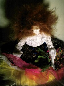 ARCHIVIO - Vogue Italia (May 2008) - Like A Doll - 013.jpg