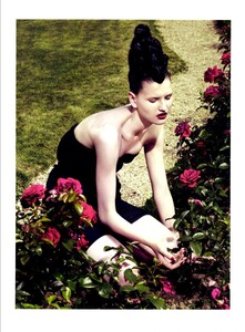 Numéro #106 (September 2009) - La Roseraie - 009.jpg