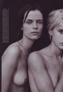 490564624_VogueItalia(May1999)-FinishingTouch-005.thumb.jpg.7284128b673df2942bb19a7081fdb843.jpg