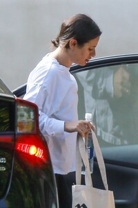        lea120520BZNimage102 .jpg