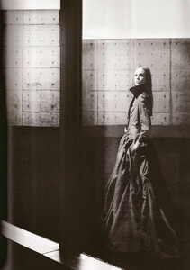 Numéro #91 (March 2008) - Archi Couture - 012.jpg