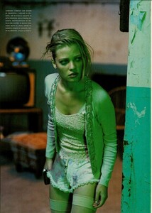 ARCHIVIO - Vogue Italia (March 2004) - Mélanie Thierry - 003.jpg