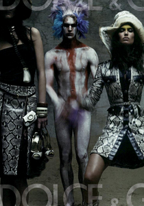 579203882_Meisel_Dolce__Gabbana_Spring_Summer_2005_03.thumb.png.94a2bf0c624adb1108791b19479c8a52.png
