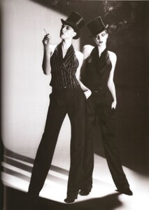 Numéro #91 (March 2008) - Histoire d'ombres - 002.jpg