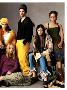 ARCHIVIO - Vogue Italia (July 1999) - The Group - 006.jpg