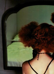 ARCHIVIO - Vogue Italia (March 1999) - Mirror Mirror on the Wall - 001.jpg
