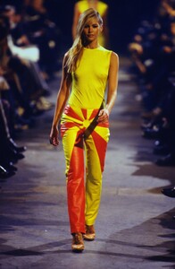 651785529_dirk-bikkembergs-spring-1997(11).thumb.jpg.fd8689f7a88ea7ebbdce2d07d46a488d.jpg