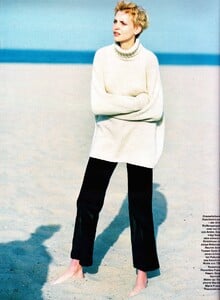 Marie Claire Germany (December 1996) - Strick Total - 005.jpg