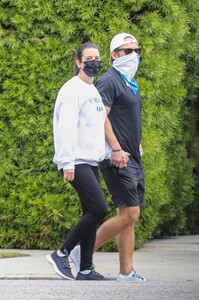         lea140520BZNimage119.jpg