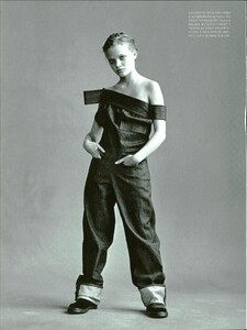 ARCHIVIO - Vogue Italia (August 1997) - Mélanie Thierry - 009.jpg