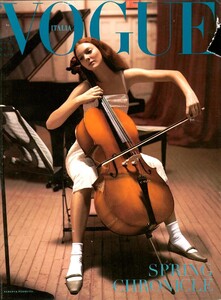 710923878_ARCHIVIO-VogueItalia(April1999)-Cover.thumb.jpg.be1b663b01cfb0642940a148b57b1e0c.jpg