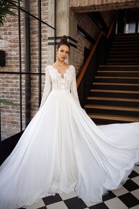 MIA by RISH _ Ray of Light Collection 2020 (2).jpg