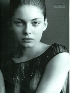 ARCHIVIO - Vogue Italia (April 2000) - The Subject is Black - 011.jpg