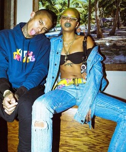 slickwoods~1583000617~2254695052089307722_2016688796.jpg
