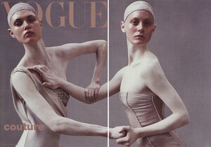 74127555_VogueItalia(March1999CoutureSupplement)-CoverAB.thumb.jpg.736d9a49dea00185c46835d120c696e6.jpg