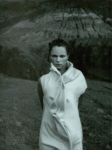 ARCHIVIO - Vogue Italia (April 1998) - Deserto, Un Racconto - 015.jpg