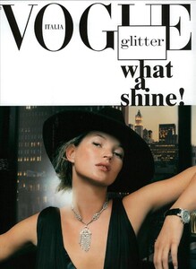 802707308_ARCHIVIO-VogueItalia(May2003)-WhatAShine!-001.thumb.jpg.4136f380e0e283d8f37c70a4ac246c90.jpg