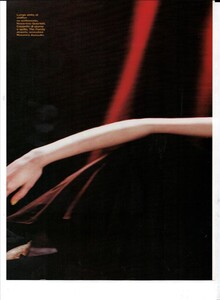 ARCHIVIO - Vogue Italia (February 1997) - Reflection - 023.png