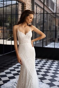 Laura Gown by RISH _ Ray of Light Collection 2020 (2).jpg