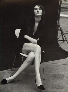 Vogue Italia (September 1997, Couture Supplement) - Story - 003.jpg