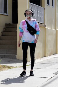         rob190520BZNimage111.jpg