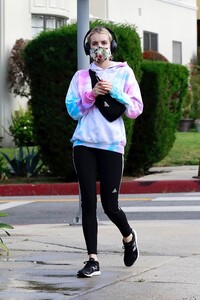         rob190520BZNimage110.jpg