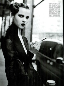 ARCHIVIO - Vogue Italia (September 2006) - A Tailored Look - 015.jpg