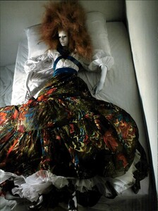 ARCHIVIO - Vogue Italia (May 2008) - Like A Doll - 007.jpg