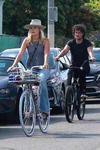         mal130520BZNimage110.jpg