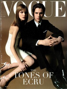 919677252_ARCHIVIO-VogueItalia(April1998)-Cover.thumb.jpg.f4ff79d656beb11b220ebbc3f967a496.jpg