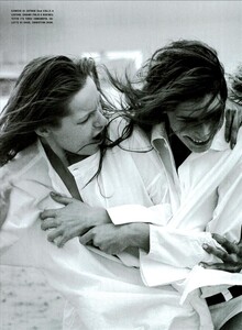 ARCHIVIO - Vogue Italia (May 2003) - The Power Of The White Shirt - 013.jpg