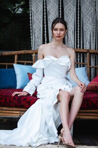 Ester Haute Couture Camellia Wedding Dress, from… (2).jpg