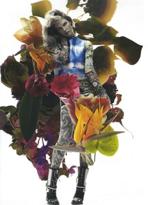 Muse #22 (Summer 2010) - Jungle Fever - 011.jpg