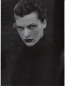 ARCHIVIO - Vogue Italia (November 2000) - Women N.Y.C. October 2000 - 002.jpg